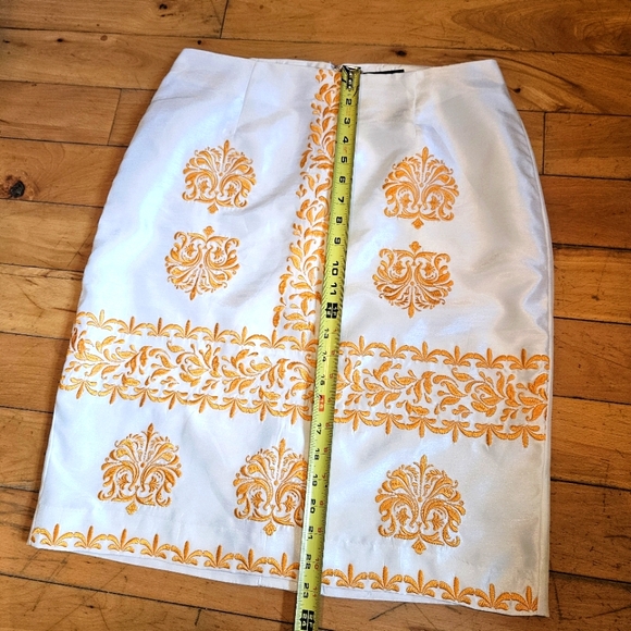 Midnight Velvet Embroidered Pencil Skirt - Picture 5 of 11